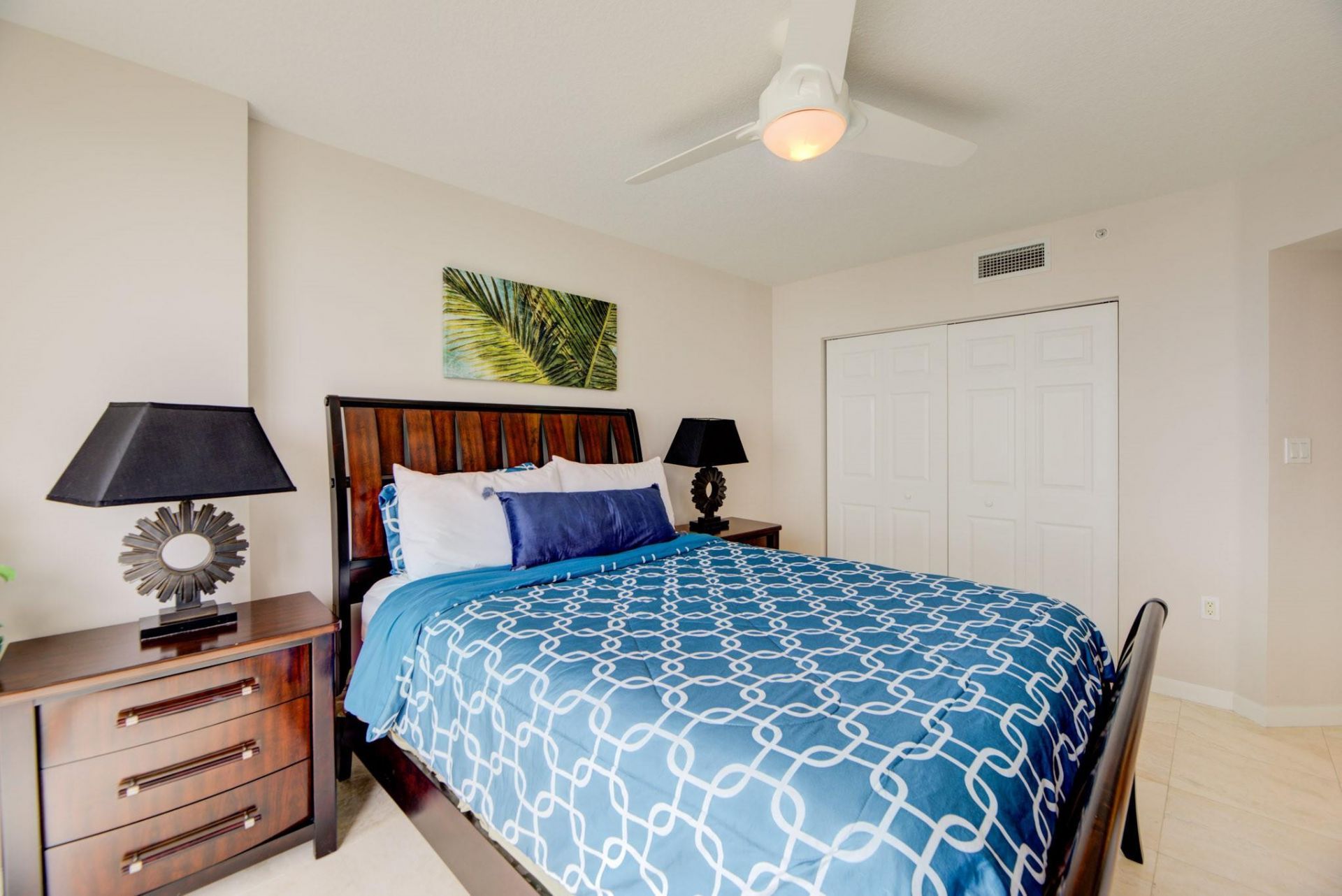 2001 N Ocean Boulevard, Unit 401, Fort Lauderdale, FL 33305 Photo