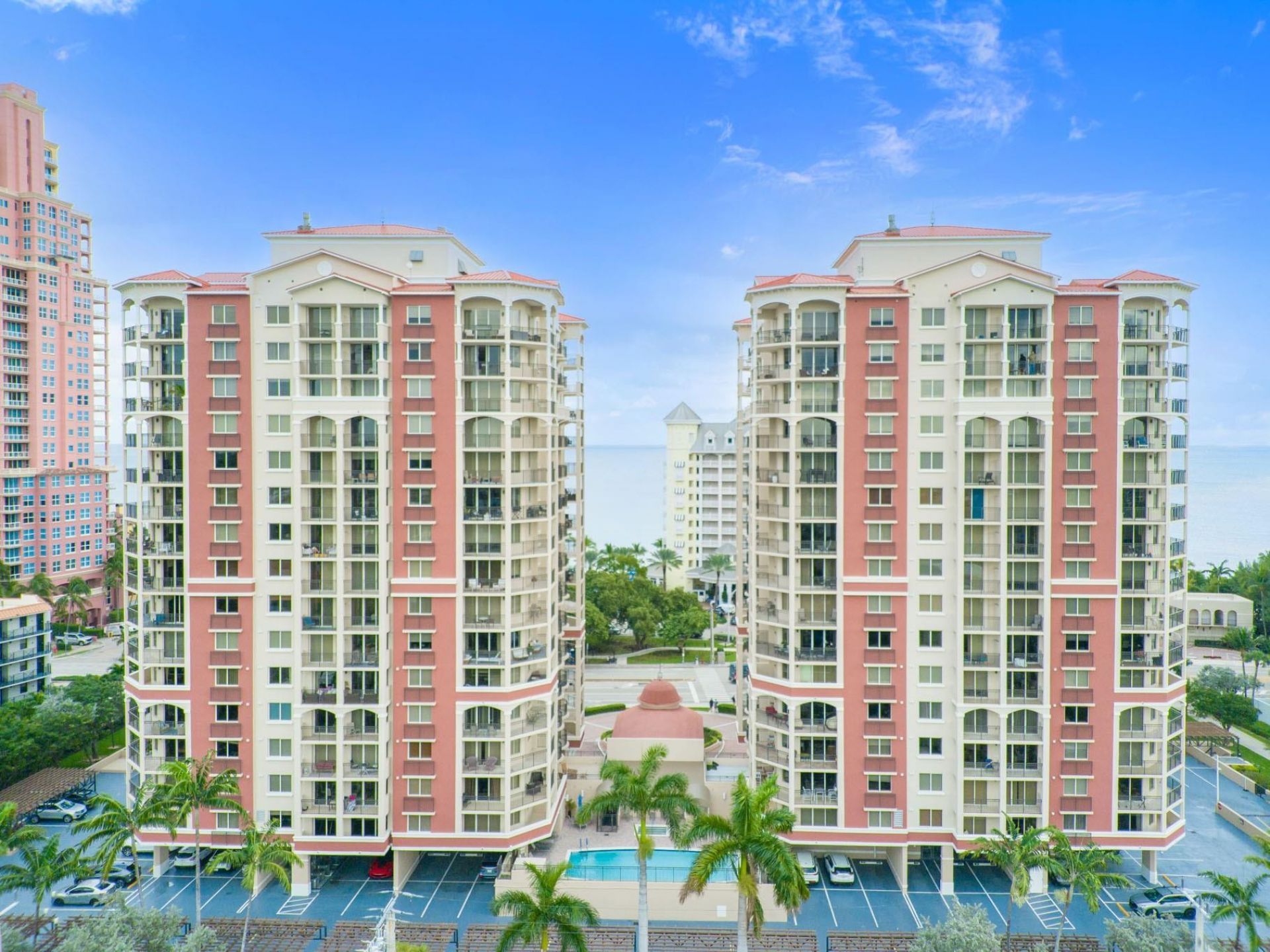 2001 N Ocean Boulevard, Unit 401, Fort Lauderdale, FL 33305 Photo