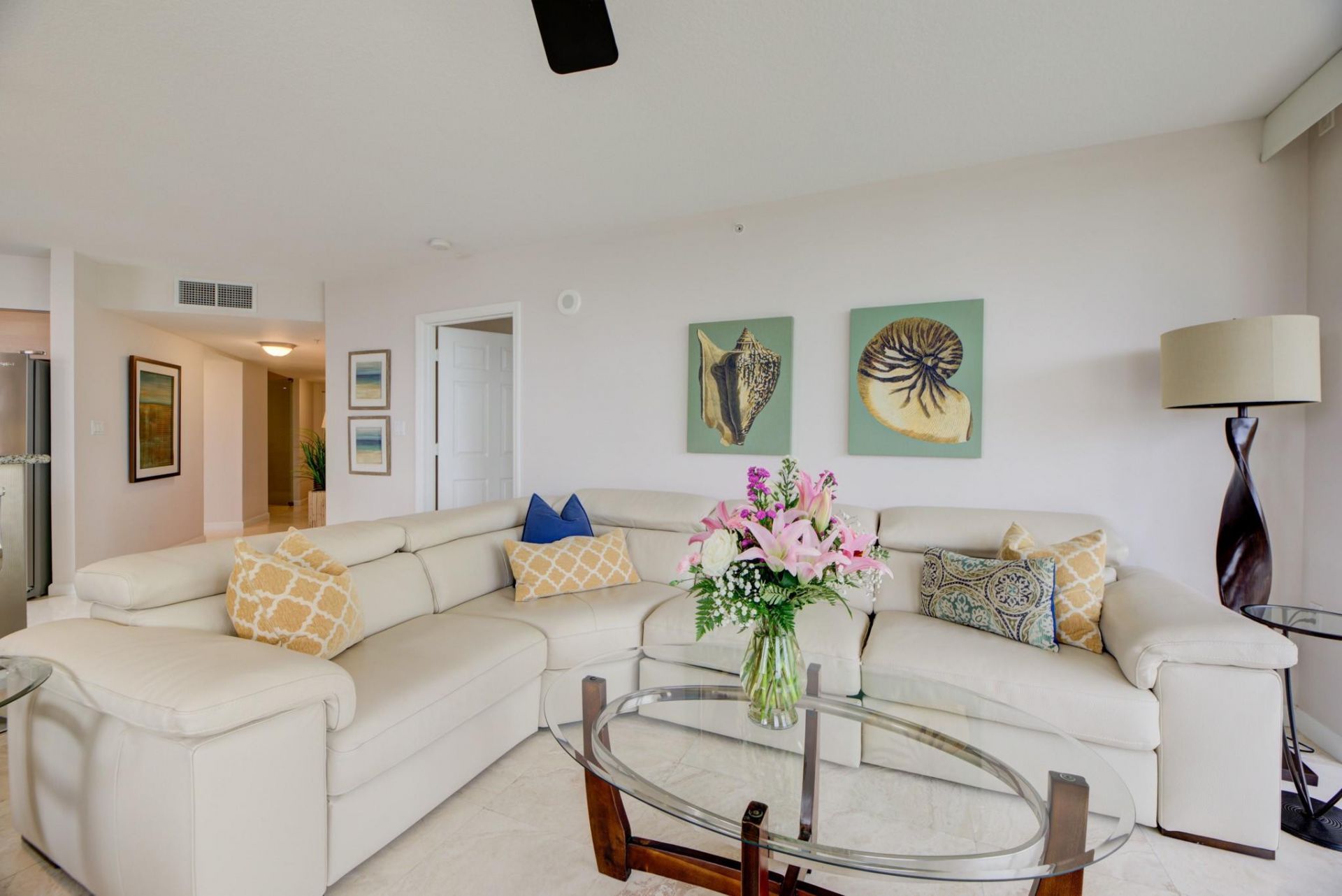 2001 N Ocean Boulevard, Unit 401, Fort Lauderdale, FL 33305 Photo