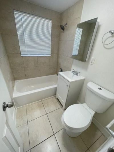 1000 NW 11th Court, Fort Lauderdale, FL 33311 Photo