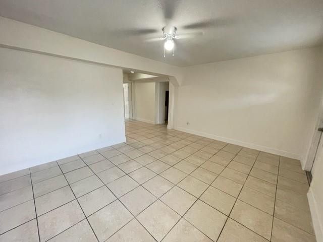 1000 NW 11th Court, Fort Lauderdale, FL 33311 Photo