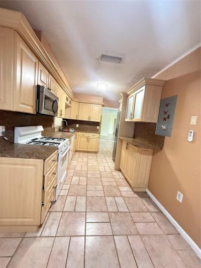 11520 NW 29 Place, Sunrise, FL 33323 Photo