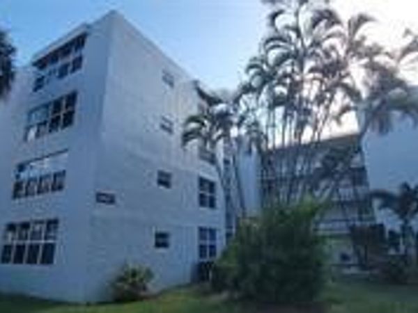 9421 SW Evergreen Place, Unit 102, Davie, FL 33324