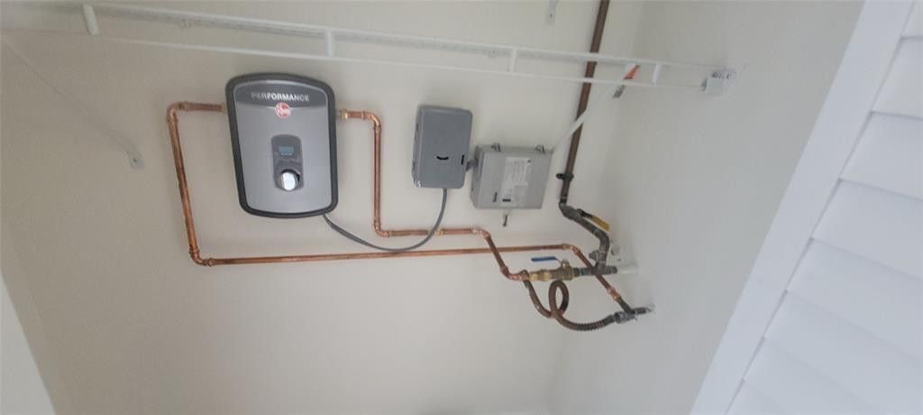 9421 SW Evergreen Place, Unit 102, Davie, FL 33324 Photo