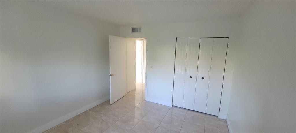 9421 SW Evergreen Place, Unit 102, Davie, FL 33324 Photo