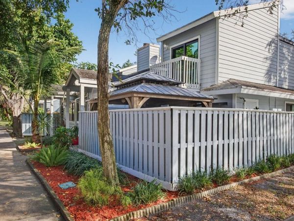 2047 Winners Cir, Unit 2047, North Lauderdale, FL 33068