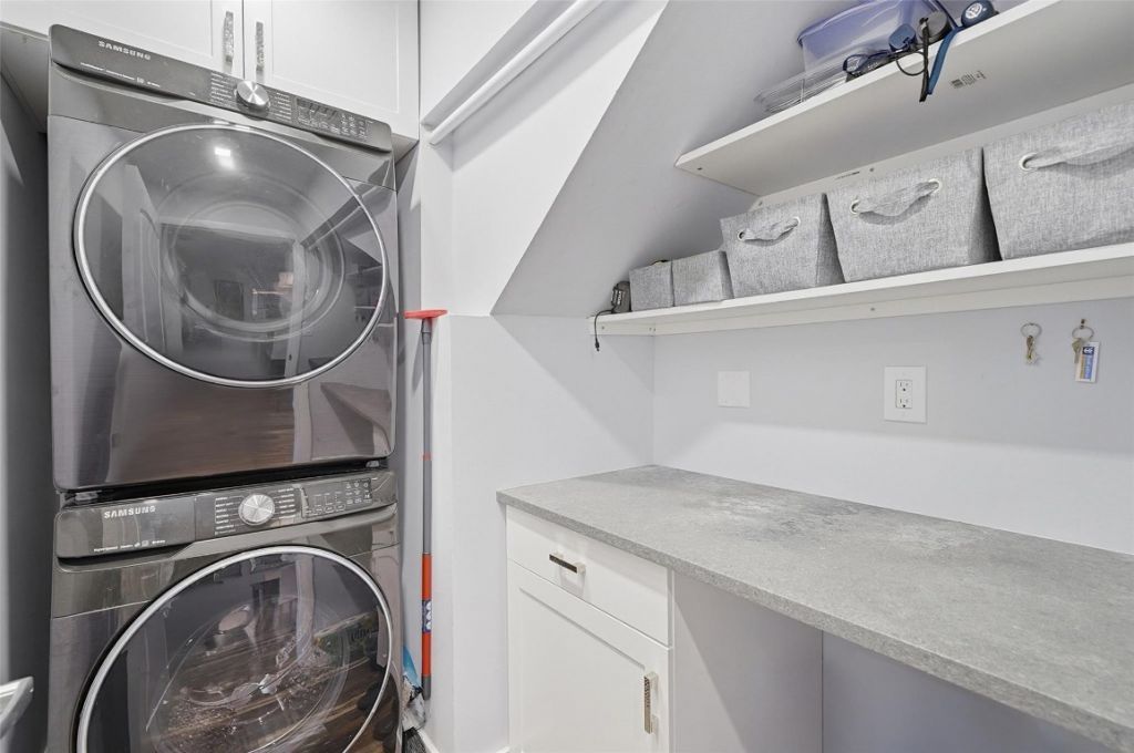 261 NE 16th Place, Unit 305, Fort Lauderdale, FL 33305 Photo