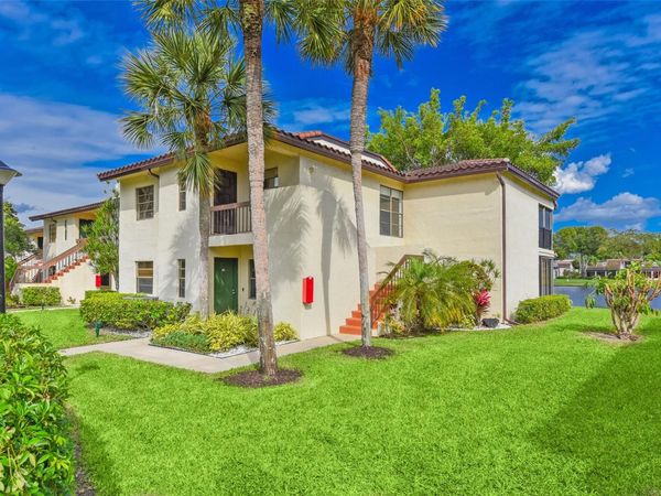 21827 Arriba Real, Unit L, Boca Raton, FL 33433