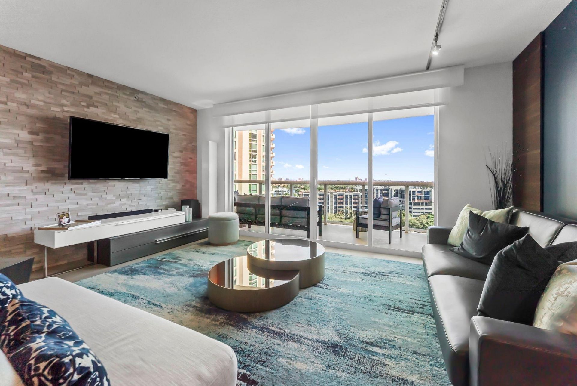 347 N New River Drive, Unit 1401, Fort Lauderdale, FL 33301 Photo