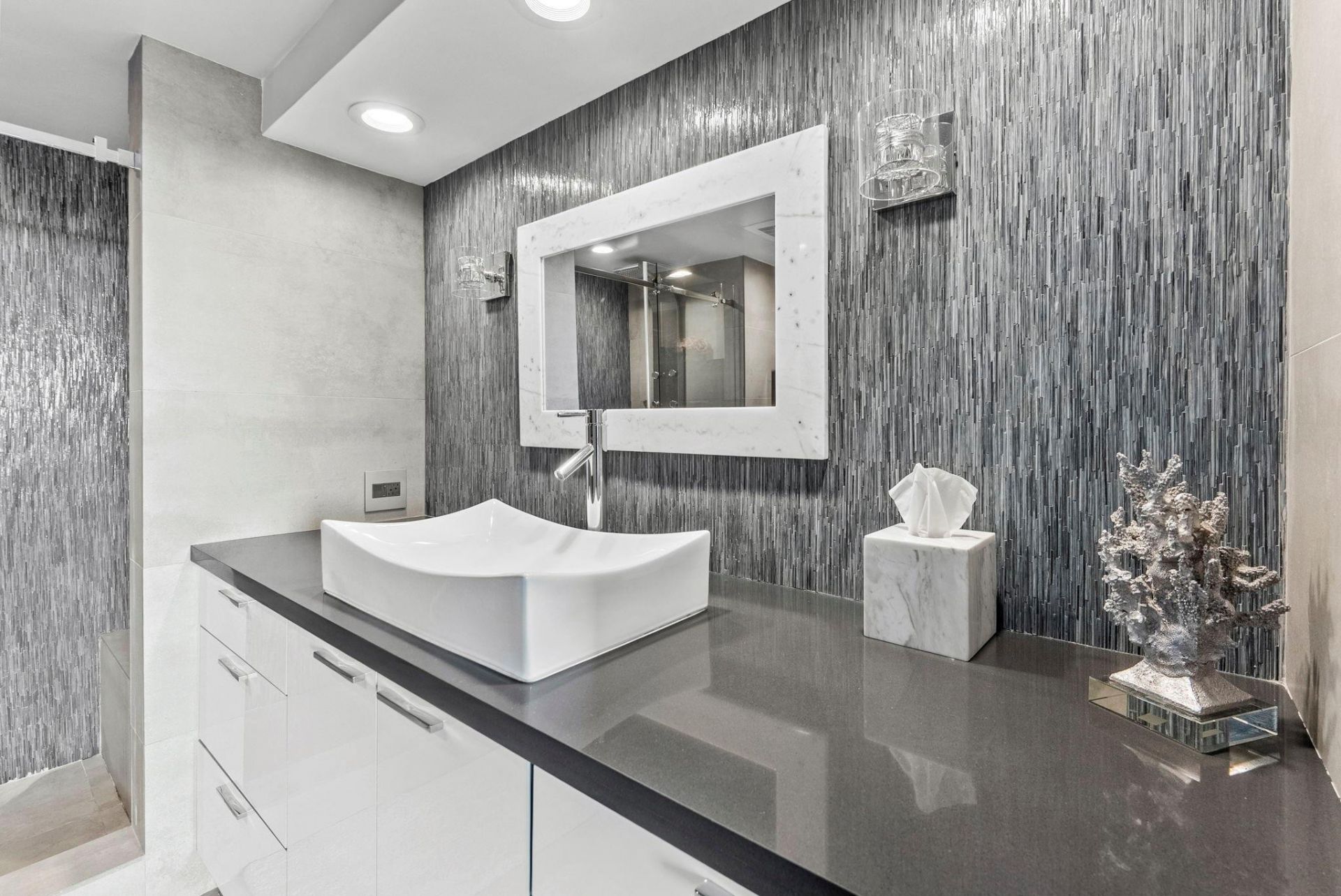 347 N New River Drive, Unit 1401, Fort Lauderdale, FL 33301 Photo