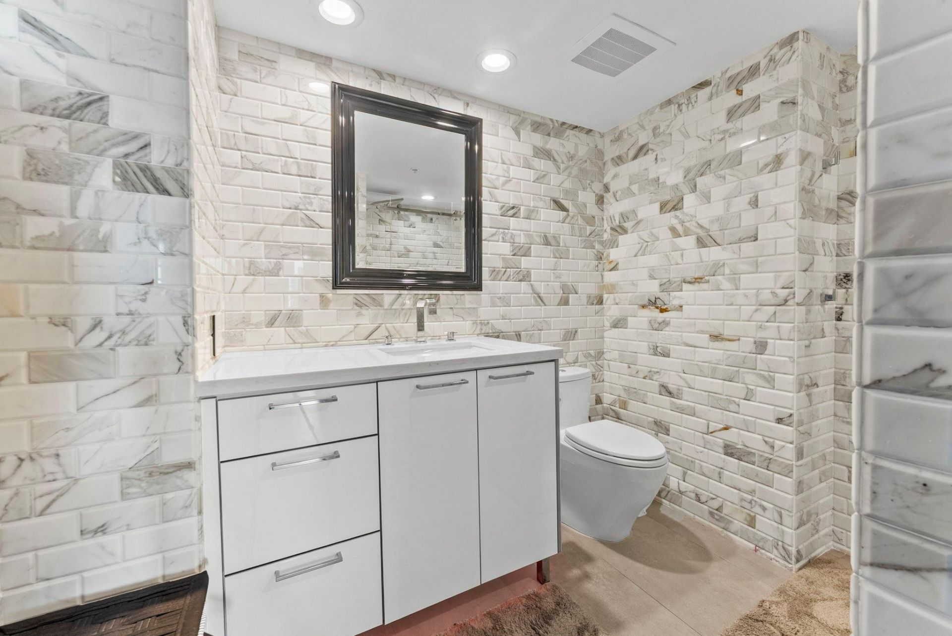 347 N New River Drive, Unit 1401, Fort Lauderdale, FL 33301 Photo