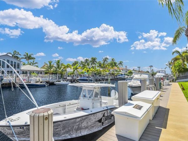 3000 NE 48th Ct, Unit 302, Lighthouse Point, FL 33064