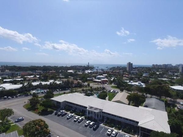 2734 NE 27th Ct, Unit 22, Lighthouse Point, FL 33064