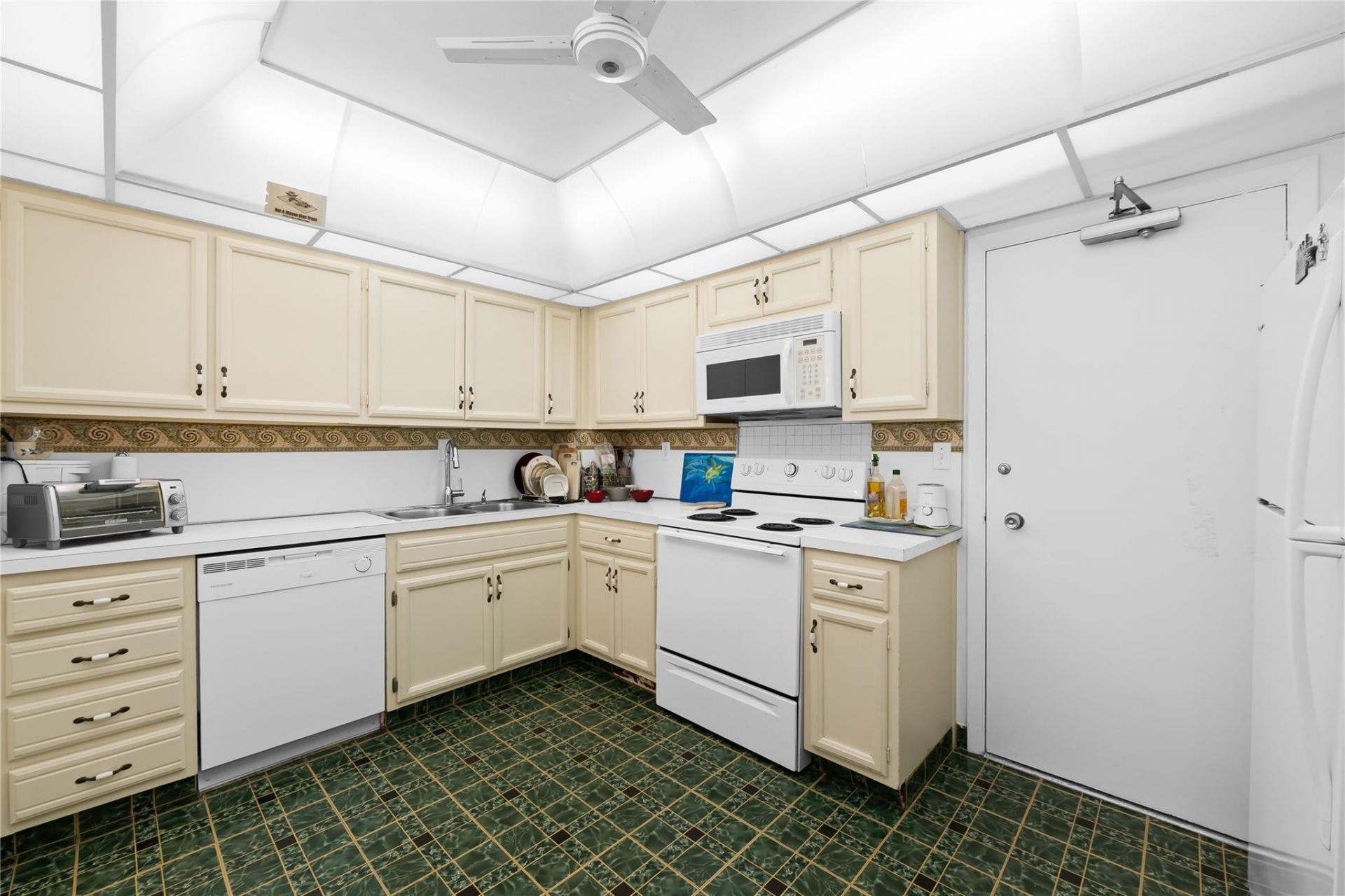 3850 Galt Ocean Drive, Unit 1104, Fort Lauderdale, FL 33308 Photo