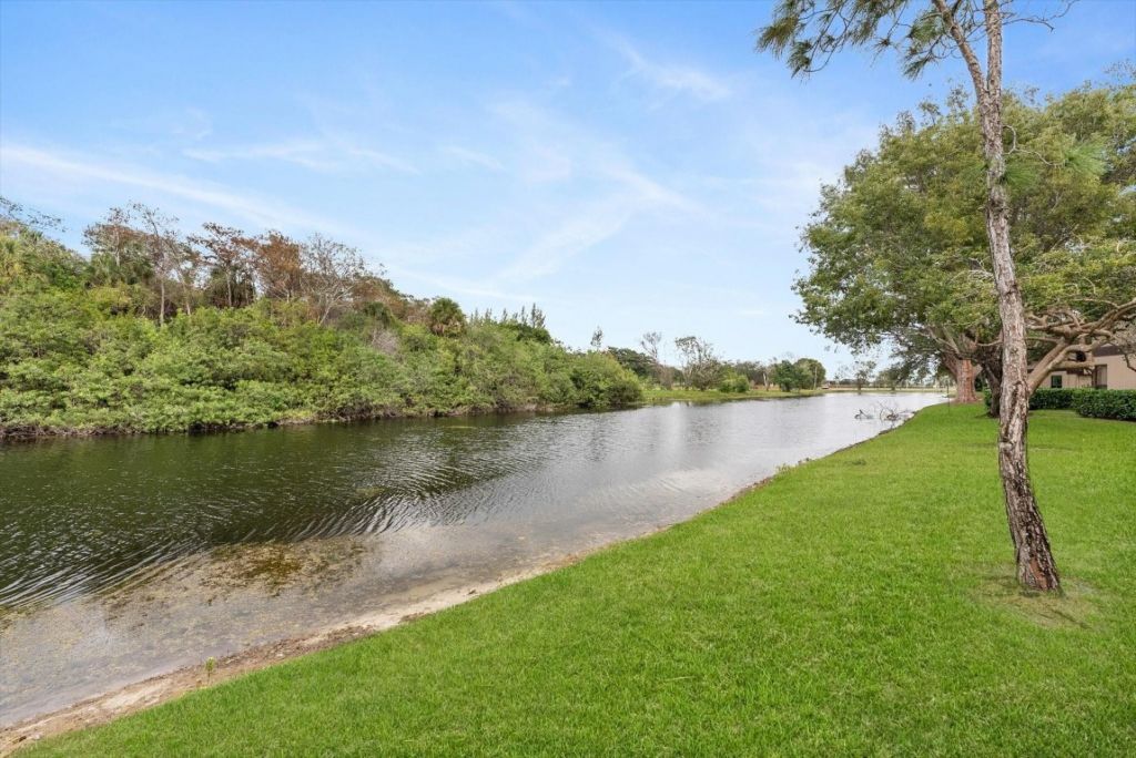 2684 N Carambola Circle, Unit 1768, Pompano Beach, FL 33066 Photo