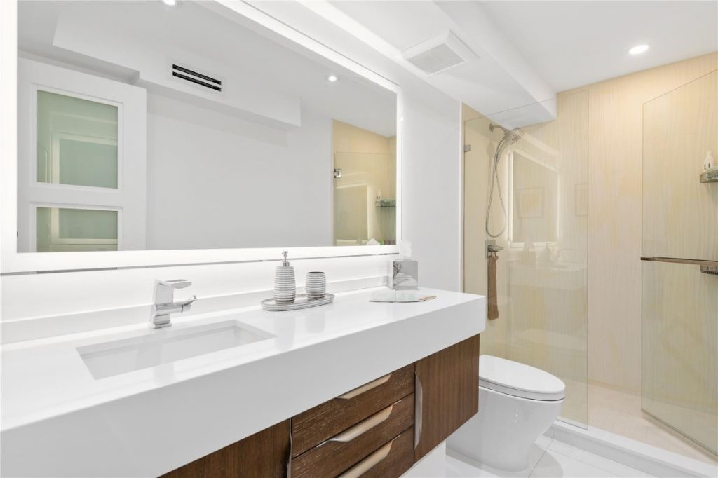 3909 N Ocean Boulevard, Unit 107, Fort Lauderdale, FL 33308 Photo