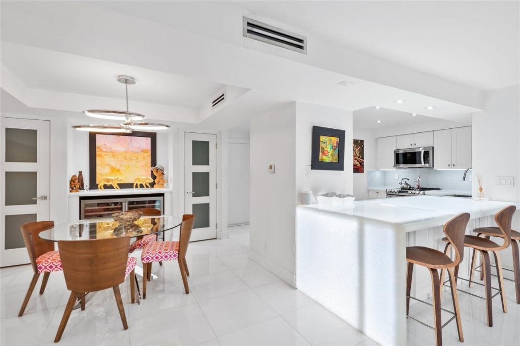 3909 N Ocean Boulevard, Unit 107, Fort Lauderdale, FL 33308 Photo