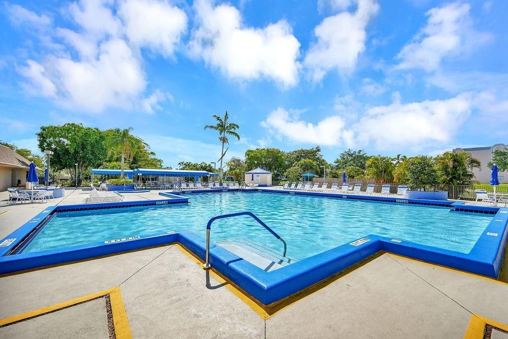 10442 Sunrise Lakes Boulevard, Unit 312, Sunrise, FL 33322 Photo