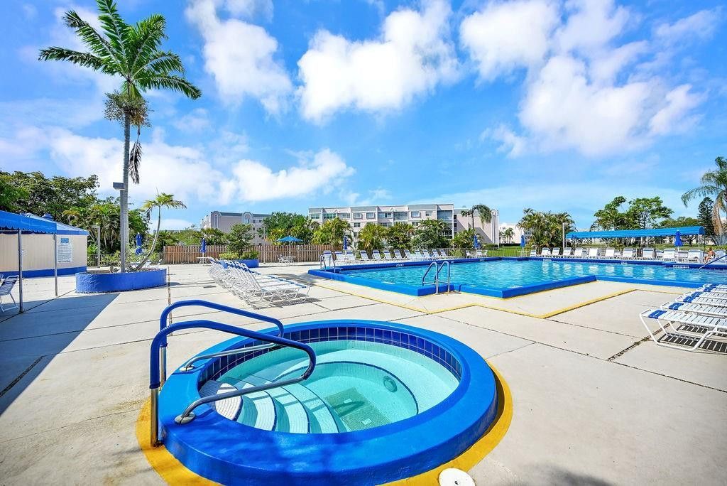 10442 Sunrise Lakes Boulevard, Unit 312, Sunrise, FL 33322 Photo