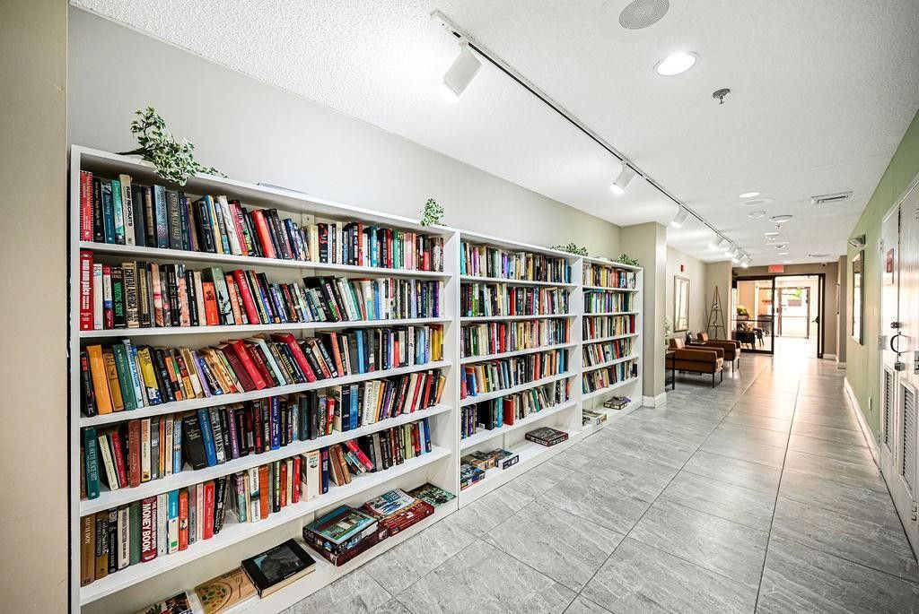 10442 Sunrise Lakes Boulevard, Unit 312, Sunrise, FL 33322 Photo