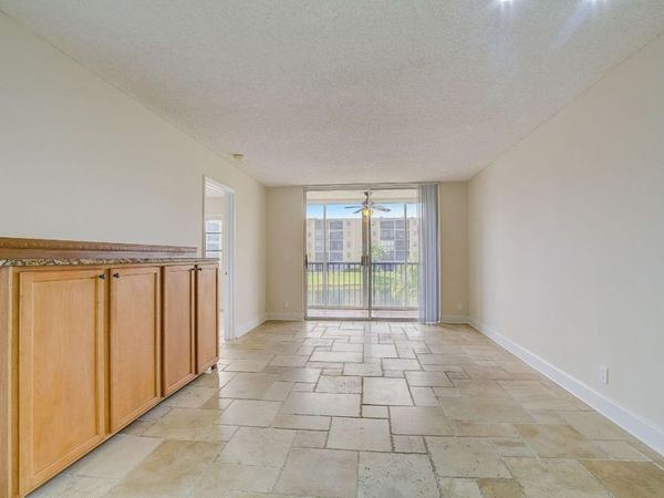 7940 NW 50th Street, Unit 203, Lauderhill, FL 33351