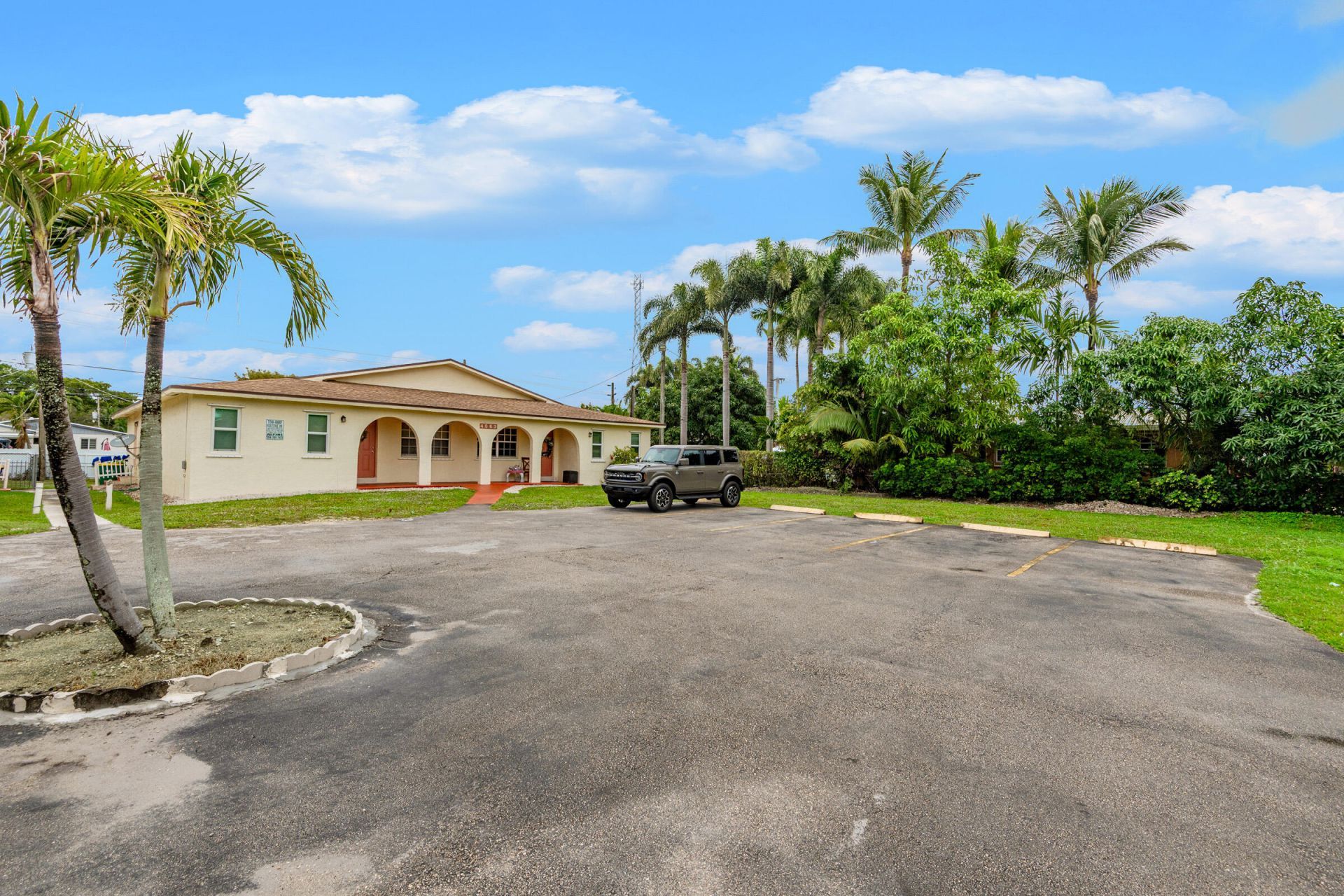 4065 SW 51st Street, Dania Beach, FL 33314 Photo