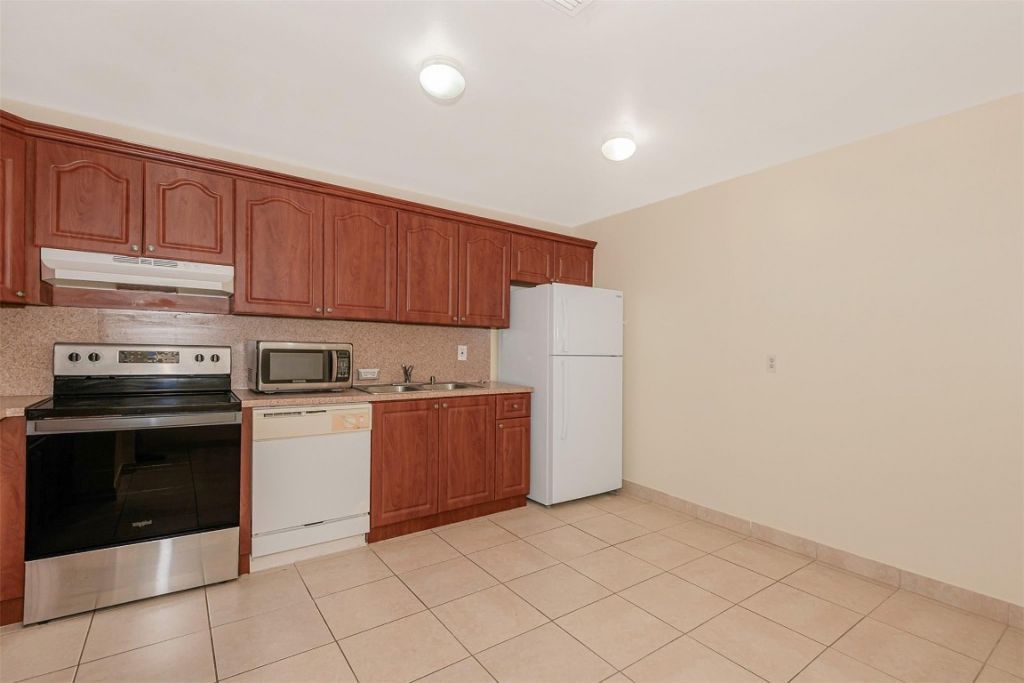 4065 SW 51st St, Dania Beach, FL 33314 Photo
