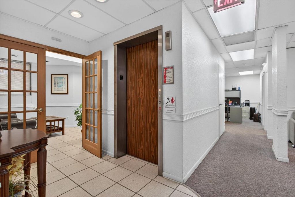 513 N State 7 Road, Margate, FL 33063 Photo