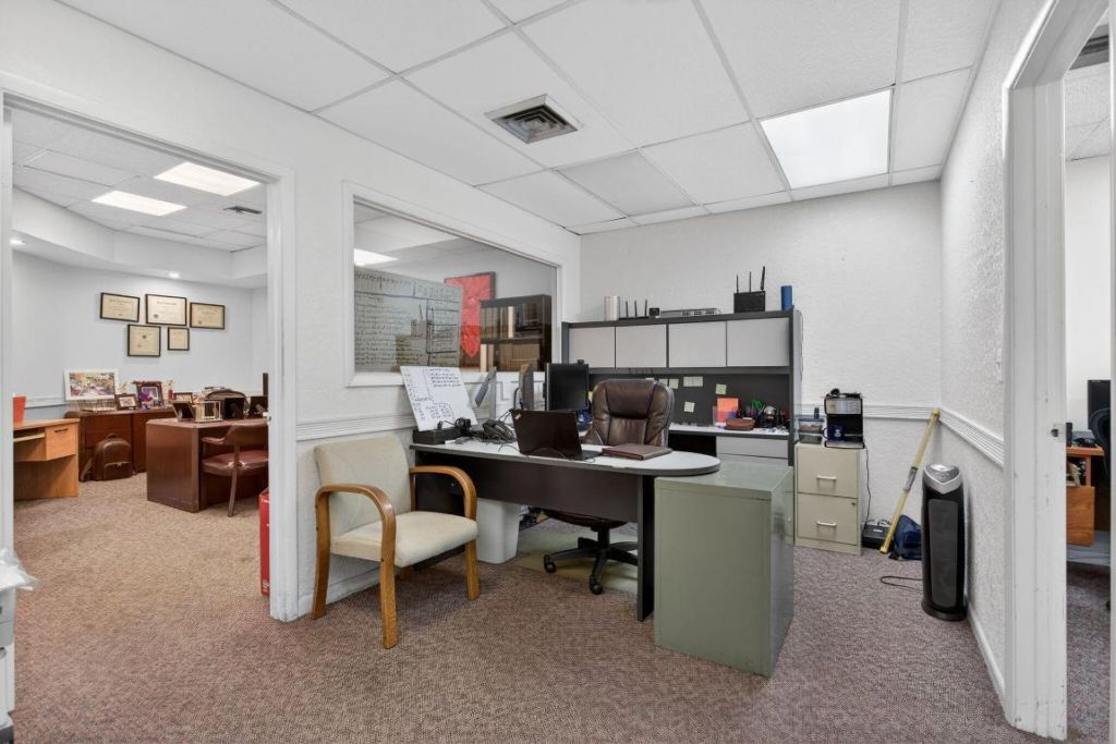 513 N State 7 Road, Margate, FL 33063 Photo