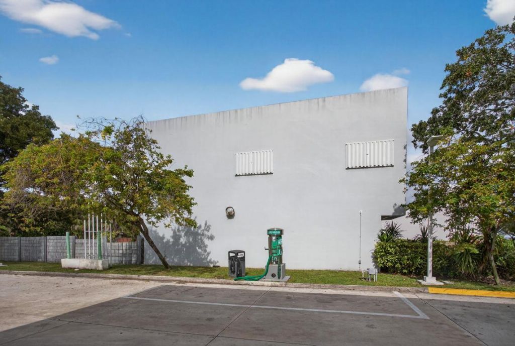 513 N State 7 Road, Margate, FL 33063 Photo