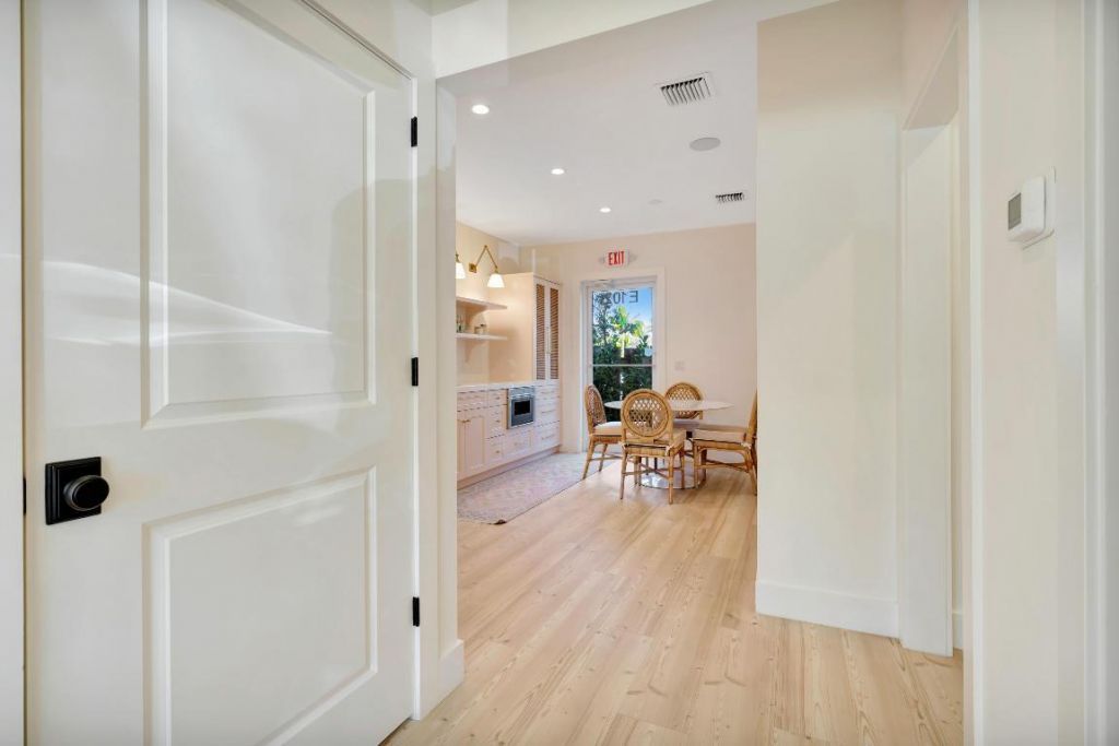 725 N A1a, Unit E102 & E10, Jupiter, FL 33477 Photo