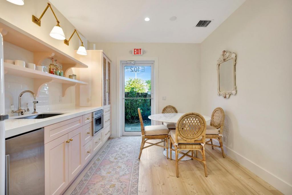 725 N A1a, Unit E102 & E10, Jupiter, FL 33477 Photo