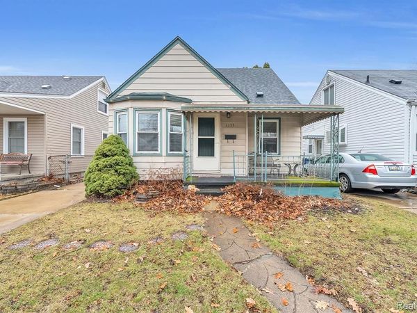 1133 Mill Street, Lincoln Park, MI 48146