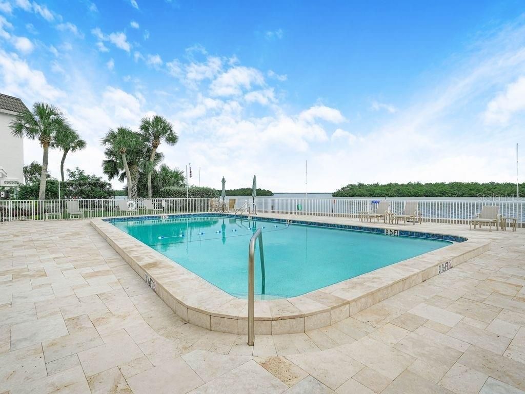549 Sutton Place, Unit t 19, Longboat Key, FL 34228 Photo