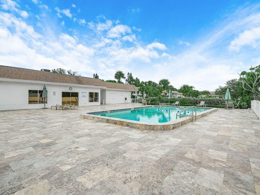 549 Sutton Place, Unit t 19, Longboat Key, FL 34228 Photo