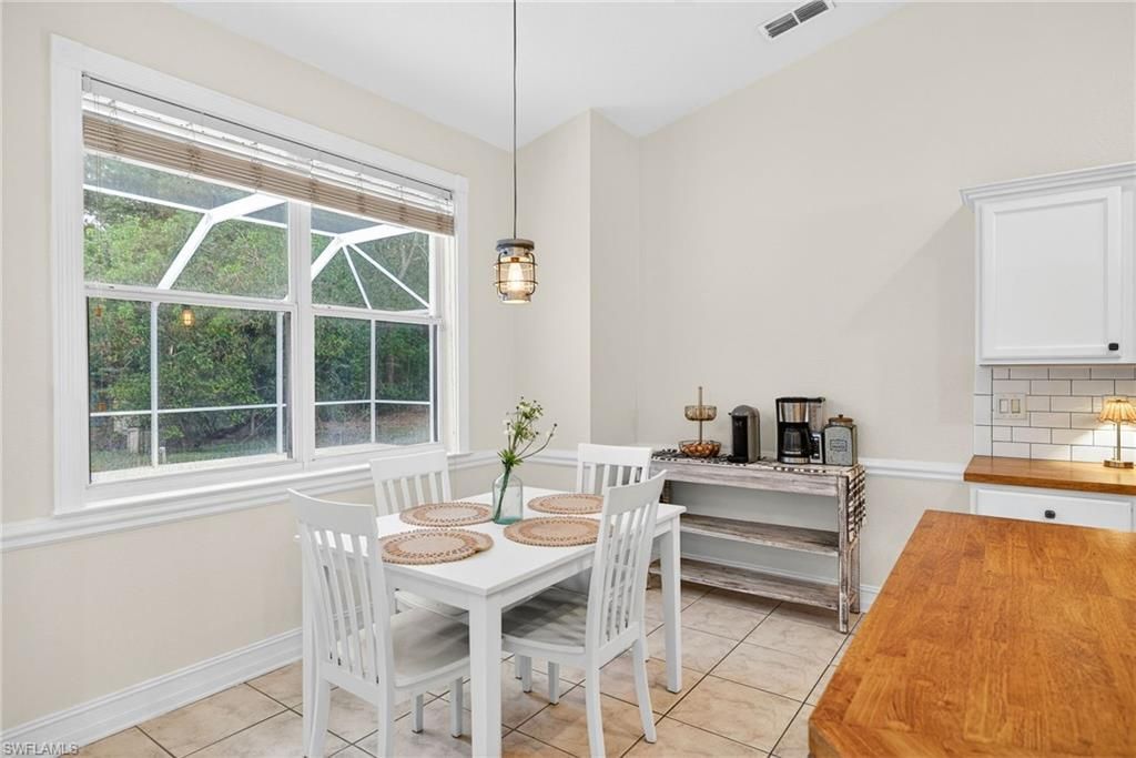 5791 Golden Gate Pkwy, Naples, FL 34116 Photo