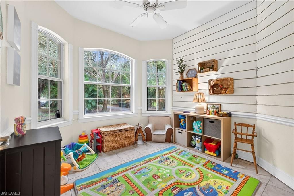 5791 Golden Gate Pkwy, Naples, FL 34116 Photo