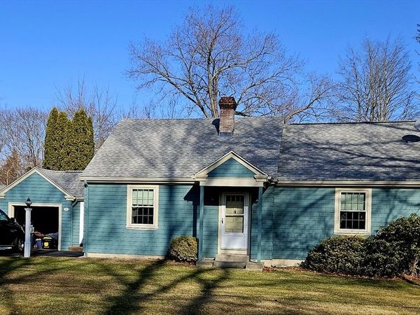 99 Roosevelt, Seekonk, MA 02771