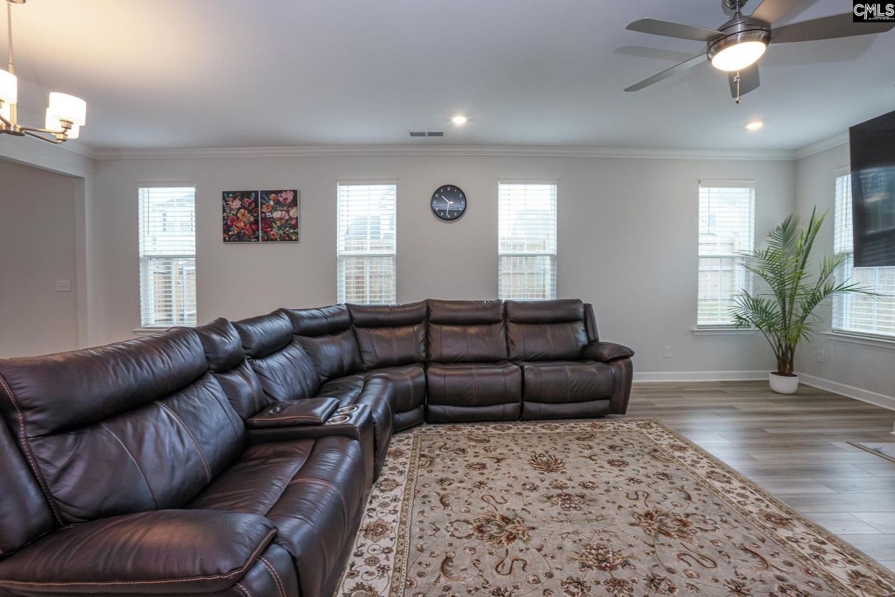 905 Windchase Way Photo 39