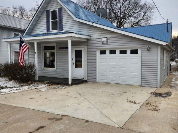 200 High Street SE,, Elkader, IA 52043