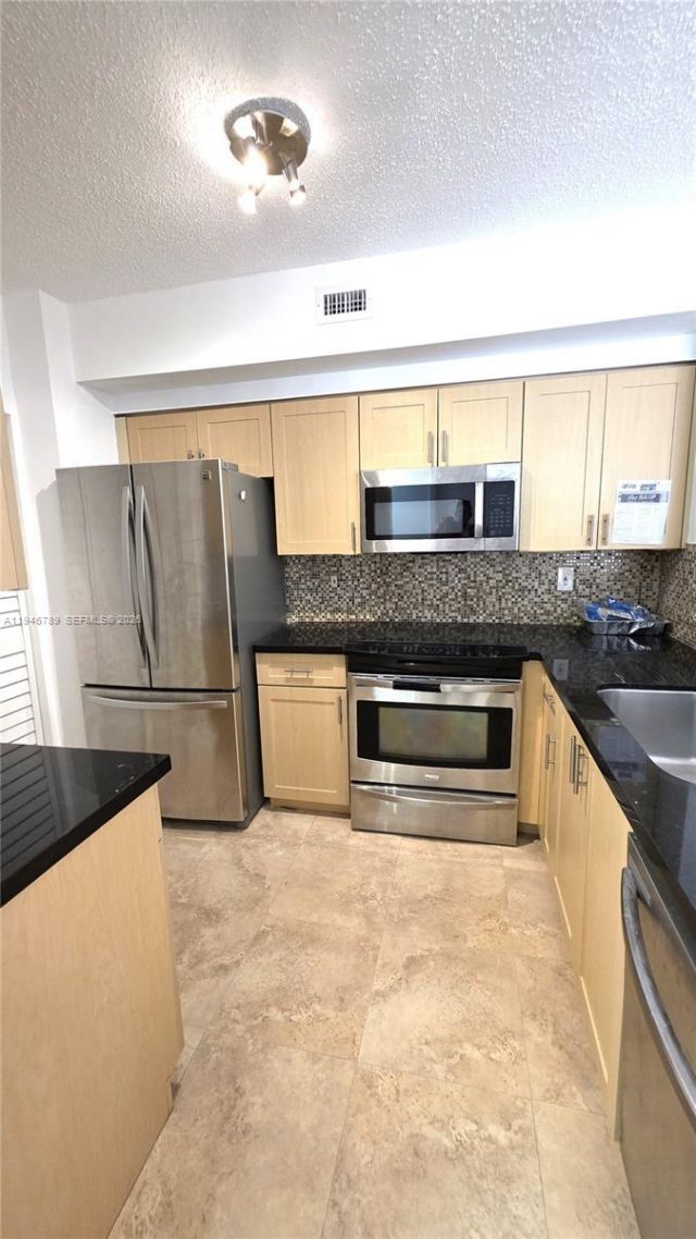 2090 W Preserve Wy, Unit 301, Miramar, FL 33025 Photo