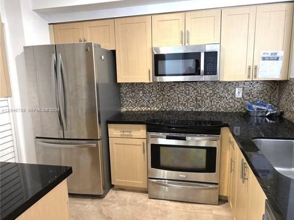 2090 W PRESERVE WY, Unit 301, Miramar, FL 33025