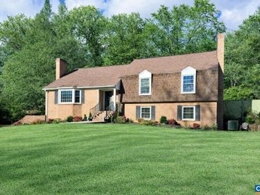 310 DOVER RD, CHARLOTTESVILLE, VA 22901