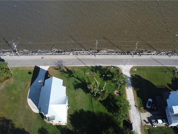 3784 Bay Front Road, Mobile, AL 36605