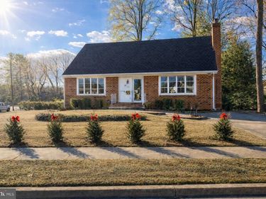 8621 KENILWORTH DRIVE, SPRINGFIELD, VA 22151