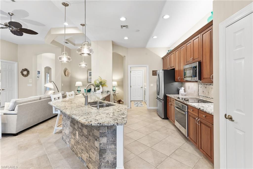 23659 Via Carino Ln, Bonita Springs, FL 34135 Photo
