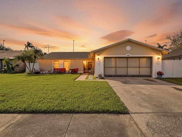 6514 SEAFAIRER DRIVE, TAMPA, FL 33615