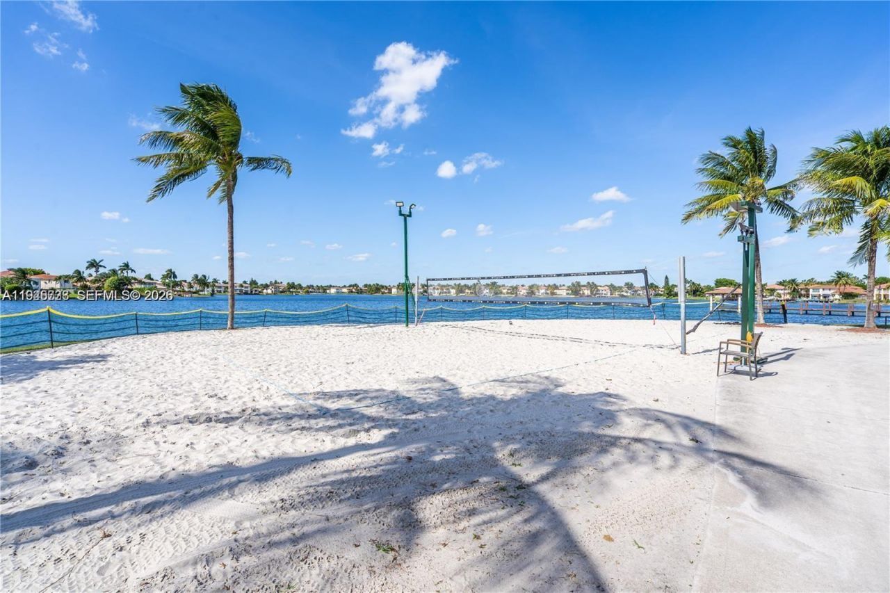 10730 NW 66th St, Unit 502, Doral, FL 33178 Photo