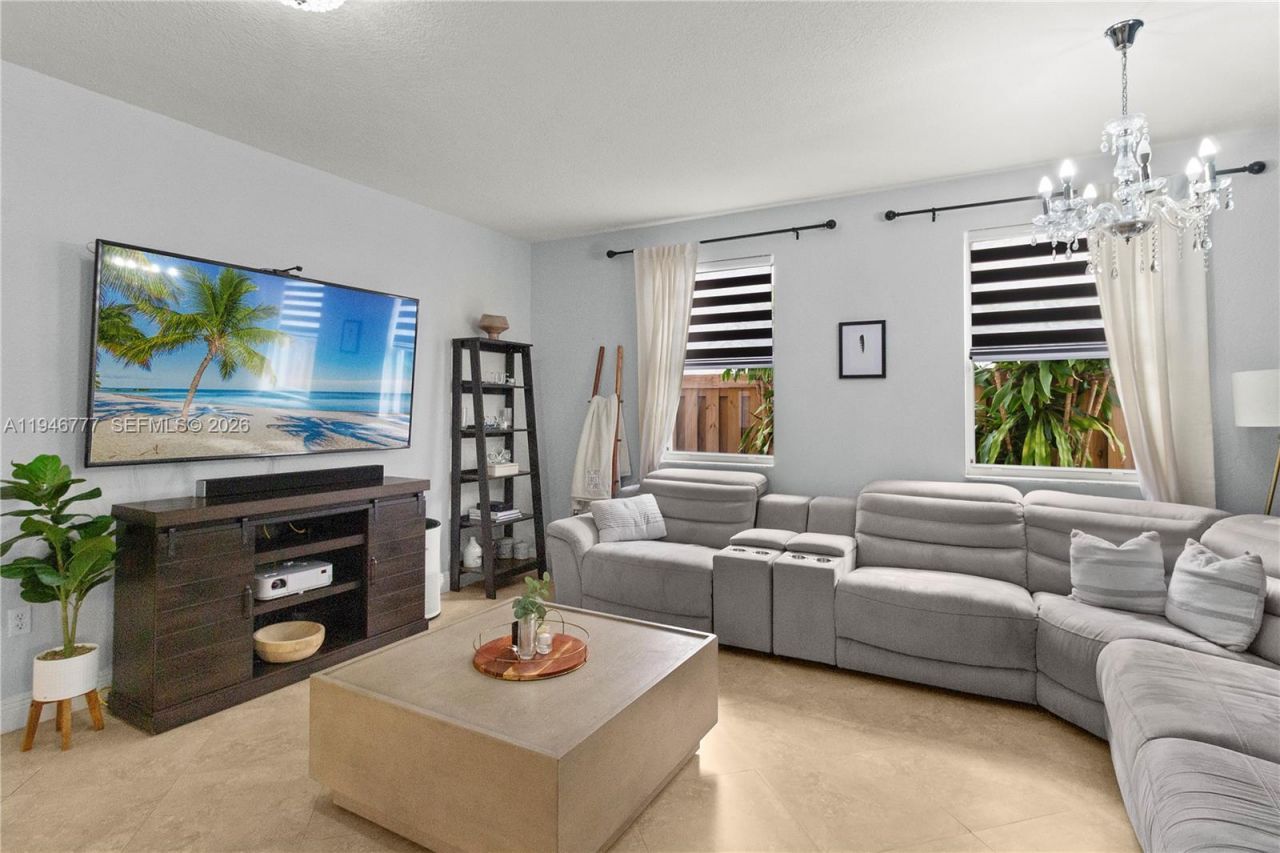 2429 SW 153rd Pass, Miami, FL 33185 Photo