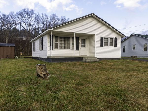 1673 Main Street, Sneedville, TN 37869